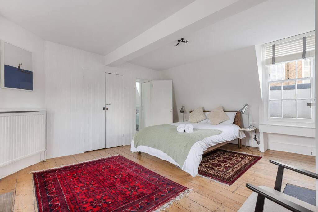 Apartamento Family House Up To 8ppl With Rooftop Terrace *